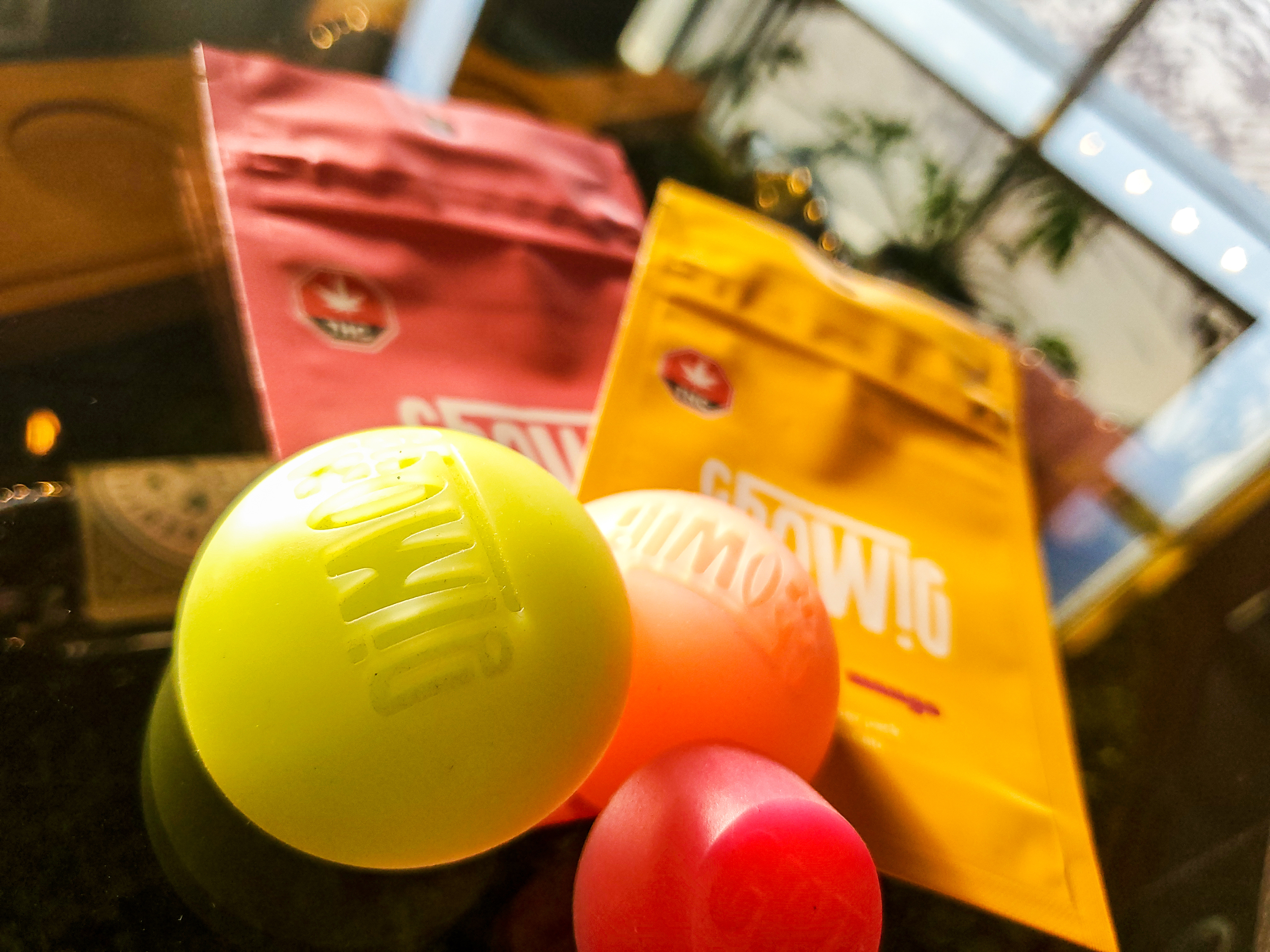 chowie-wowie-gummies-gluten-free-vegan-edibles